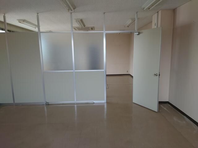 Commercial Building for Sale in Komatsu, Ishikawa - Thumbnail 2