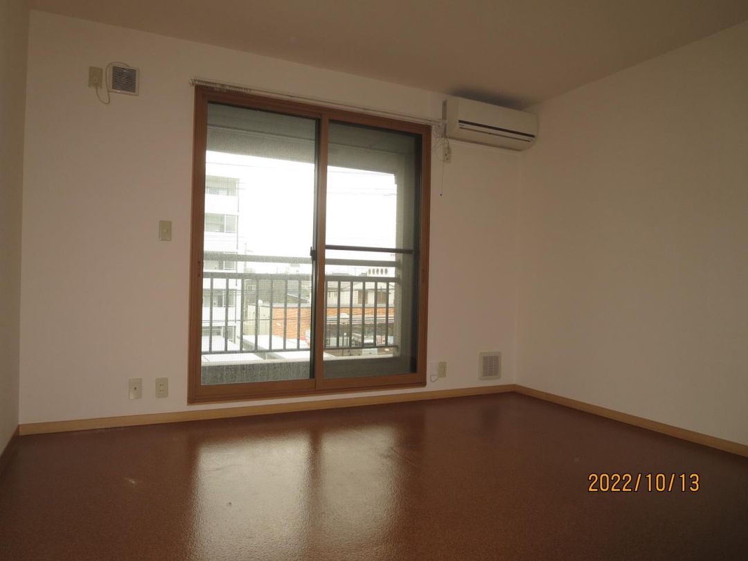 1K Apartment for Rent in Niigata City, Near Sekiya Station - Thumbnail 4