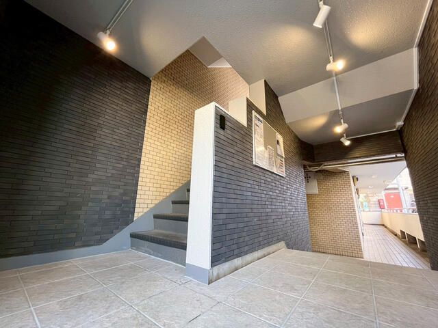 Prince Honcho Apartment Building for Sale in Higashimurayama, Tokyo - Thumbnail 4