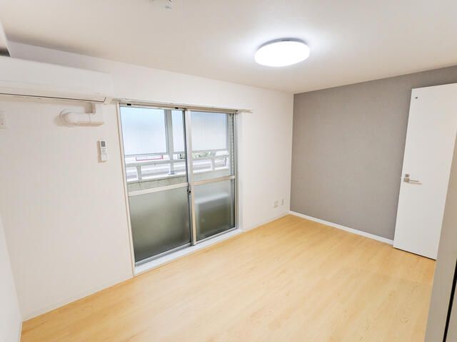 Prince Honcho Apartment Building for Sale in Higashimurayama, Tokyo - Thumbnail 3