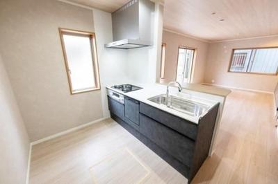 2003-Built 4LDK House in Omiya, Saitama | 109.00㎡ Living Space — Image 29, Omiya, Saitama