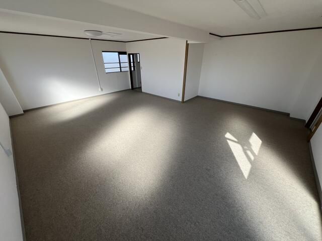 Office for Rent in Odawara, Kanagawa - 95 sqm - Thumbnail 2
