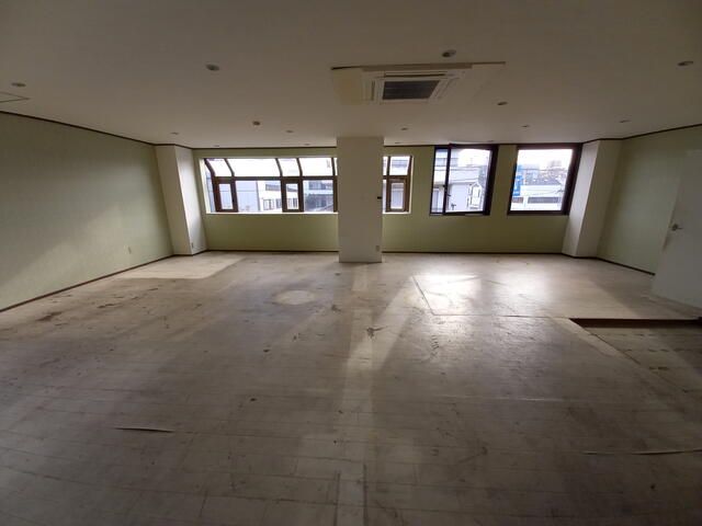 Commercial Space for Rent near Kanade Station, Kofu - Thumbnail 2