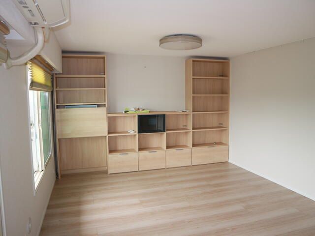 2LDK Apartment for Rent in Mihama-ku, Chiba City - Thumbnail 4