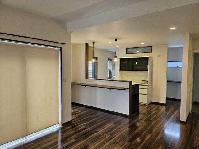 2015 Built 3LDK House in Kitakyushu's Izumidai | 115.8 sqm - Thumbnail 2