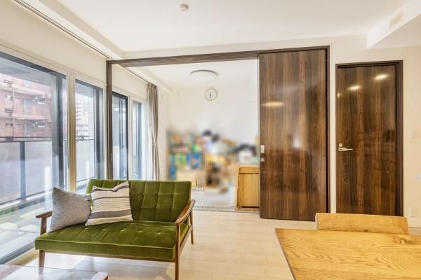 2SLDK Apartment for Sale in Shinagawa, Tokyo - 65.02 sqm - Thumbnail 3
