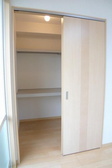 1K Apartment for Rent in Saitama City, Saitama Prefecture - Thumbnail 2