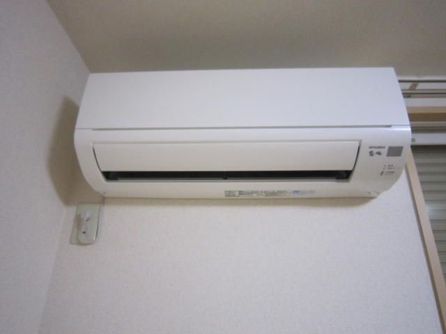 1K Apartment for Rent in Saitama City, Saitama Prefecture - Thumbnail 4