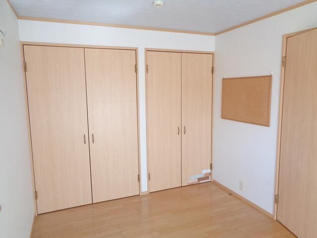 2008-Built 3LDK House with Garden in Maebashi, Gunma - Image 22