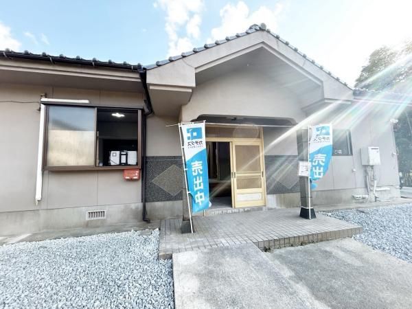 3LDK House in Kawara, Fukuoka with Parking for 3 Cars - Thumbnail 2