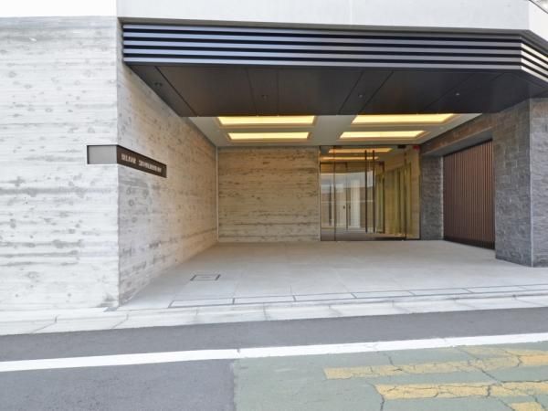 3LDK Modern Apartment in Akishima, Tokyo - Thumbnail 2