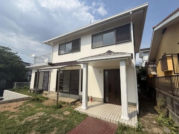 4LDK Detached House on Corner Lot in Munakata, Fukuoka - Image 1