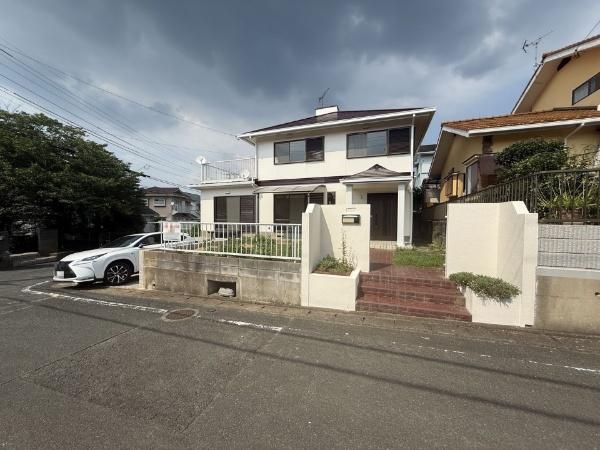 4LDK Detached House on Corner Lot in Munakata, Fukuoka - Image 1