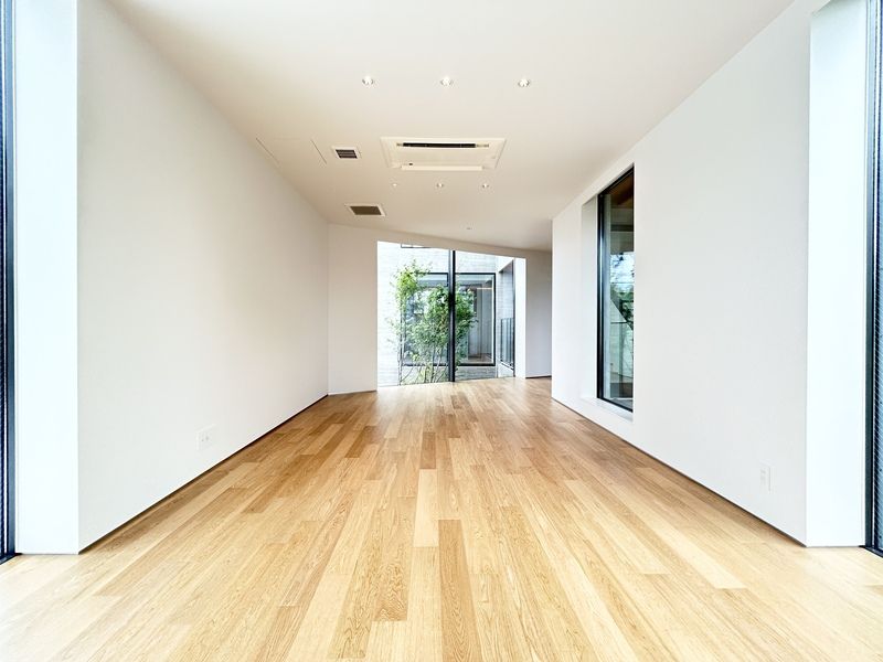 New 2025 Luxury 3LDK House for Rent in Setagaya, Tokyo - Thumbnail 2