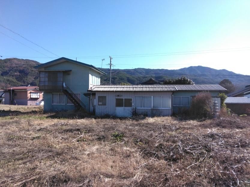 5DK House on Large Corner Plot in Ina, Nagano - Image 7
