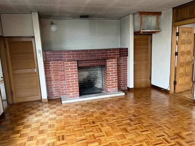 Large 8DK House for Multi-Generational Living in Nanae, Hokkaido - Image 22