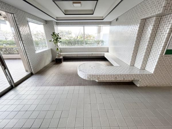 3LDK Apartment for Sale in Saitama City, 15 Min Walk to Sashiougi Station - Thumbnail 2