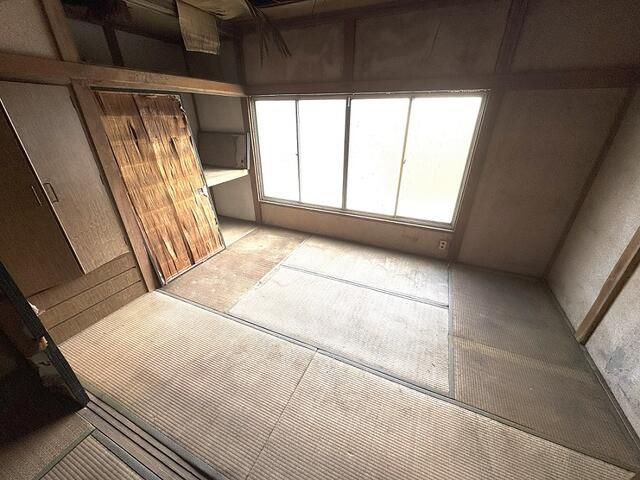 2LDK Wooden House in Niiza, Saitama | 57.96 sqm - Thumbnail 2