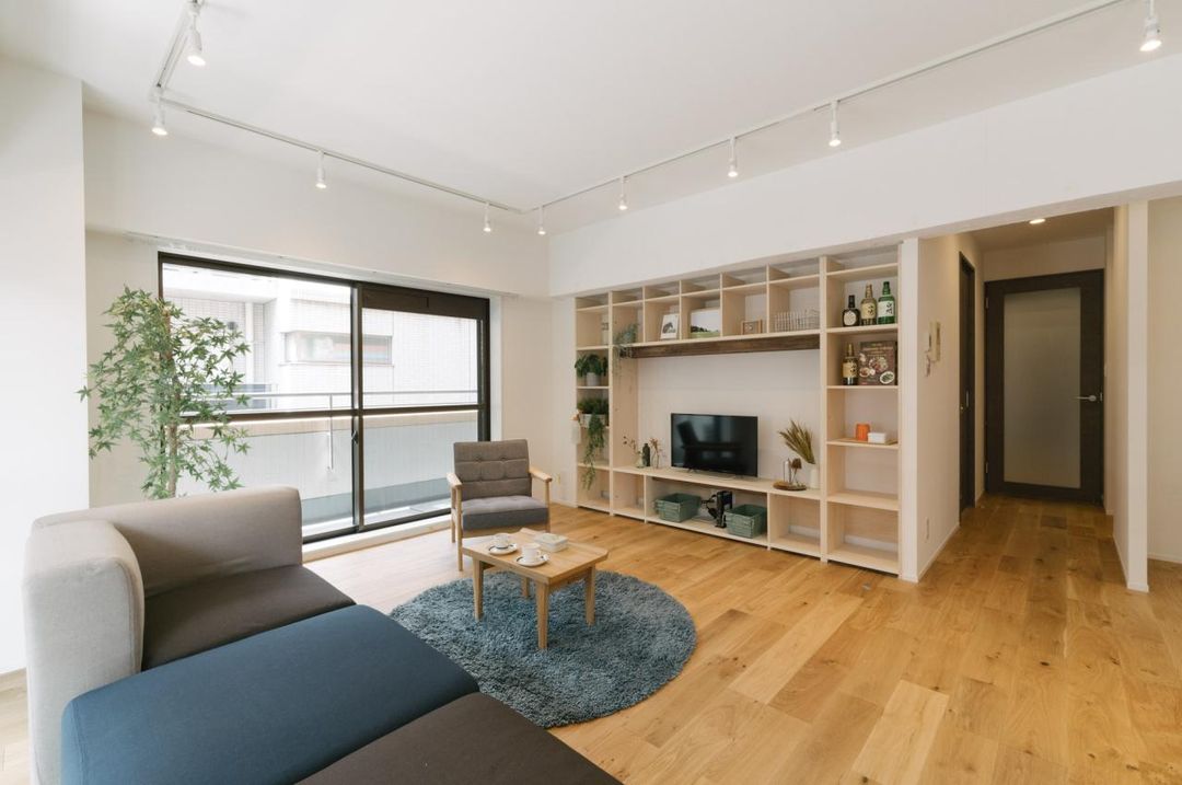 2LDK Apartment for Sale in Nakameguro, Meguro-ku, Tokyo - Thumbnail 4