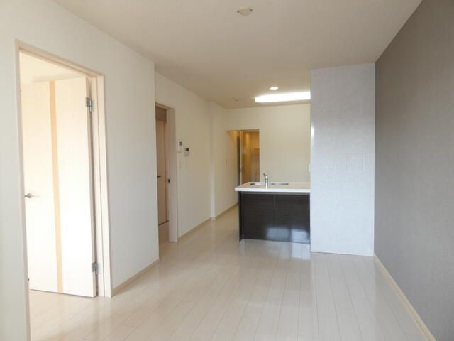 2LDK Apartment for Rent in Odawara, Kanagawa - Thumbnail 4