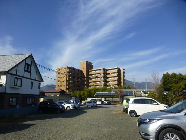 Etoile Ueda 3DK Condo for Sale in Nagano with Balcony - Thumbnail 2