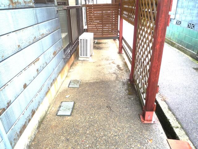 1DK Maisonette Apartment for Rent in Sanjo, Niigata - Thumbnail 2