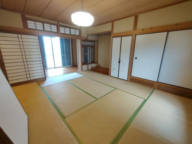 6LDK House for Sale in Minami Ward, Fukuoka City - Image 22