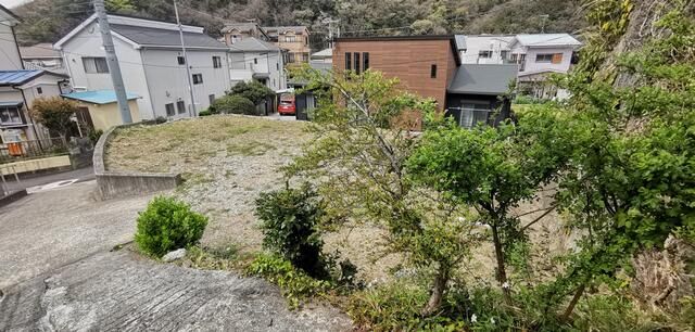 Land for Sale in Zushi, Kanagawa with Building Conditions - Thumbnail 4