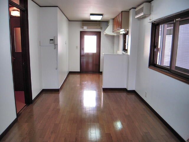 Maisonette Office for Rent in Sagamihara, Kanagawa - 4LDK - Thumbnail 3