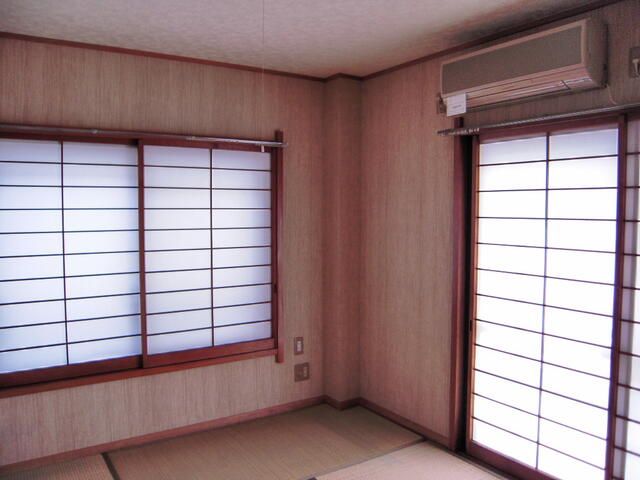 Maisonette Office for Rent in Sagamihara, Kanagawa - 4LDK - Thumbnail 2