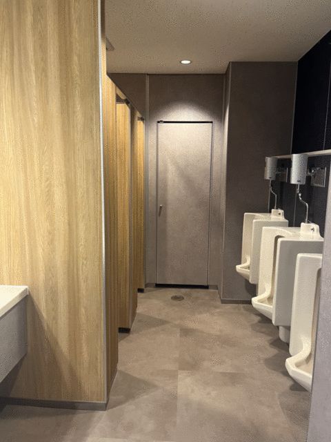 525.79 sqm Office for Rent in Sumida, Tokyo with 24-Hour Security - Thumbnail 2