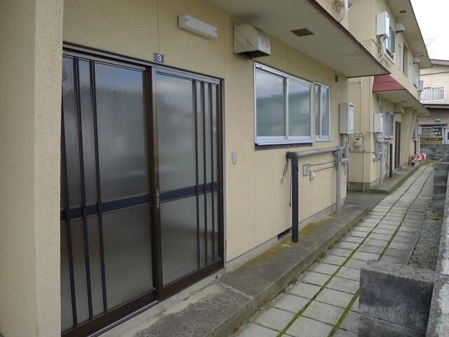 2DK Apartment for Rent in Yamagata City, 49.58 sqm - Thumbnail 2