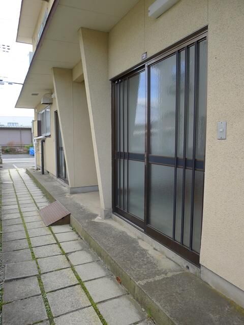 2DK Apartment for Rent in Yamagata City, 49.58 sqm - Thumbnail 3
