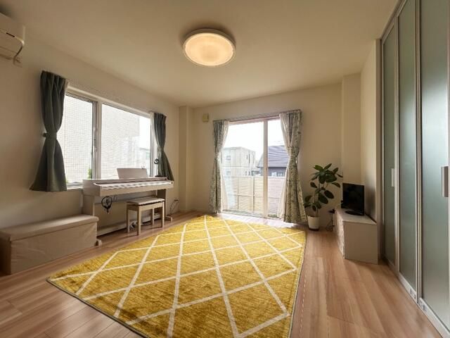 4LDK Family Home in Nanae, Hokkaido with 3 Car Parking - Image 22