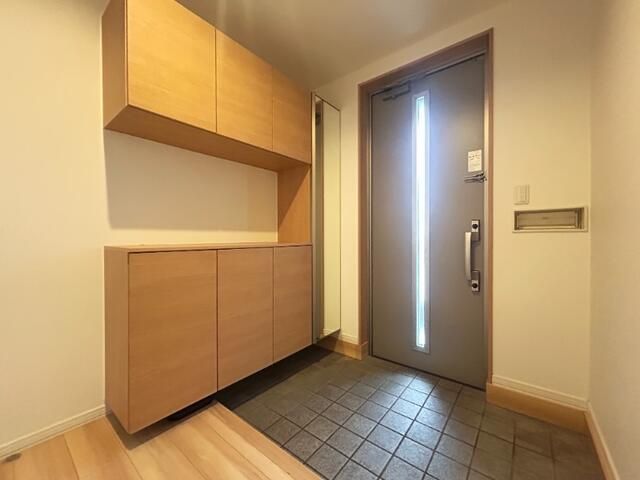 4LDK Family Home in Nanae, Hokkaido with 3 Car Parking - Image 22