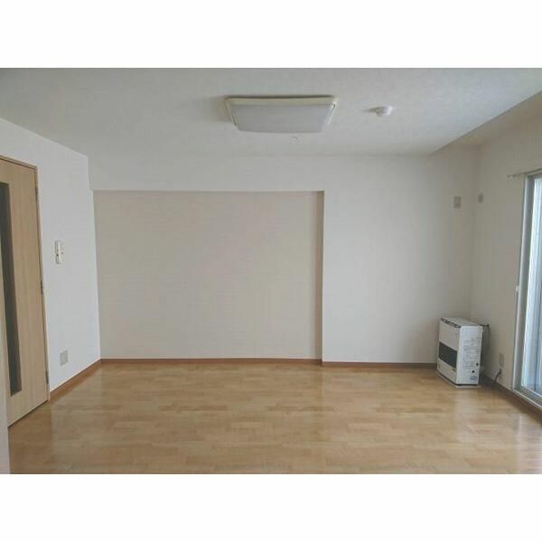 1LDK Apartment for Rent near Minami-Go 13-chome Station, Sapporo - Thumbnail 2