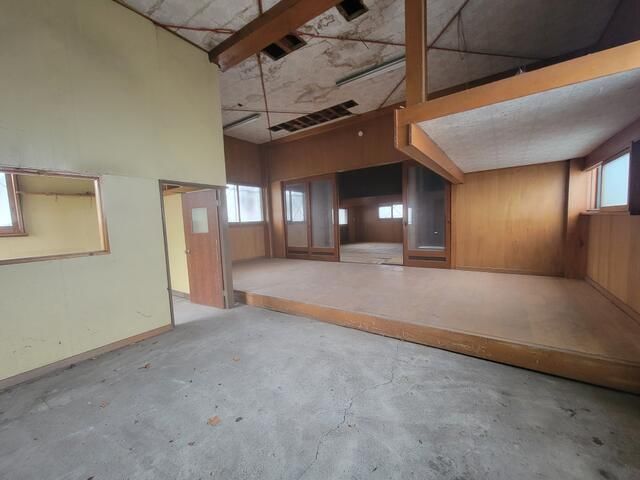 Warehouse for Rent with Minpaku Potential in Fujikawaguchiko - Thumbnail 3