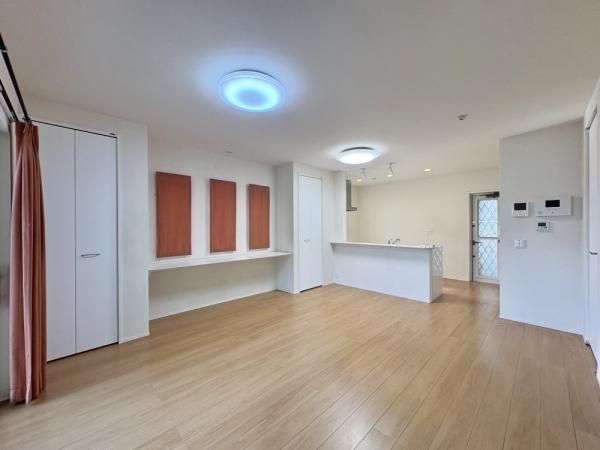 4LDK Used House for Sale in Miyamae-ku, Kawasaki, Kanagawa - Thumbnail 3