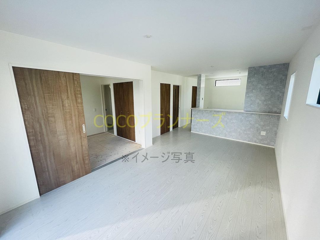 New 4-Bedroom House in Kumamoto Minami Ward with 2 Parking Spaces - Thumbnail 3
