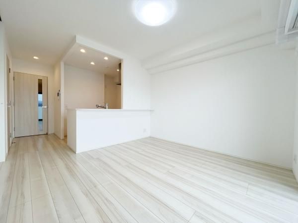 Orcia Fussa: Modern 1SLDK Apartment with Roof Balcony in Tokyo - Thumbnail 4