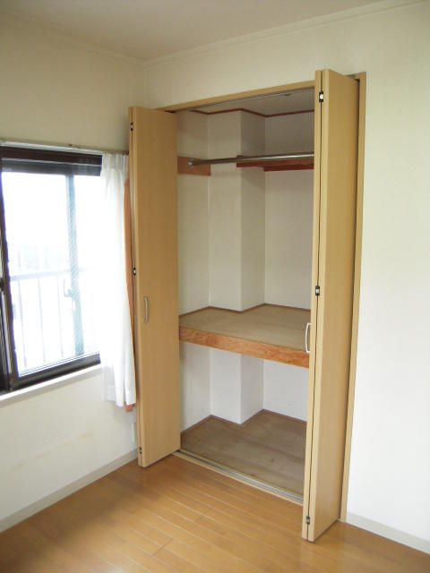 1K Apartment for Rent in Central Rinkan, Yamato City - Thumbnail 3