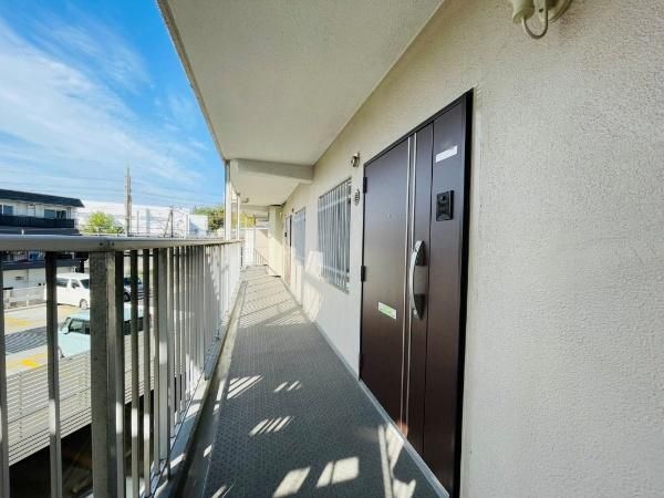 Used 3DK Apartment for Sale in Kawasaki, Kanagawa - Thumbnail 2