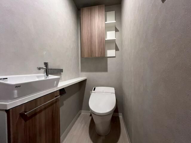 2LDK Apartment for Sale in Hachioji, Tokyo - 63.93 sqm - Thumbnail 4