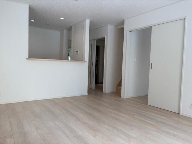 New 4LDK House for Sale in Minami-ku, Sapporo, Hokkaido - Thumbnail 3