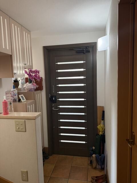 Detached House for Sale in Aobadai, Meguro, Tokyo - Thumbnail 2