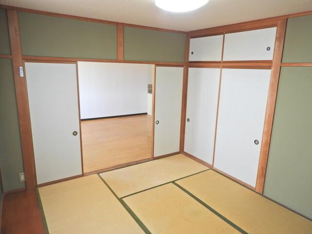 3LDK Apartment for Rent in Toyama City with City Gas - Thumbnail 4