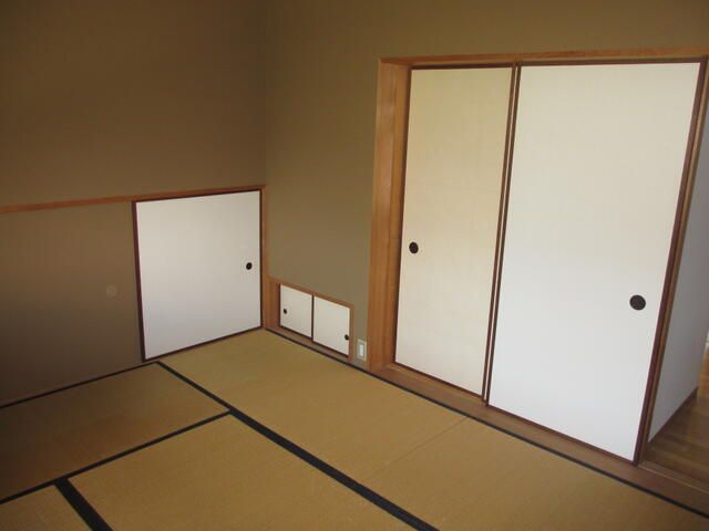 Traditional Japanese House with Tea Room in Nishinomiya - Thumbnail 4