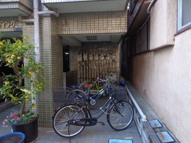 1LDK Apartment for Rent in Sumida, Tokyo near Morishita Station - Thumbnail 2