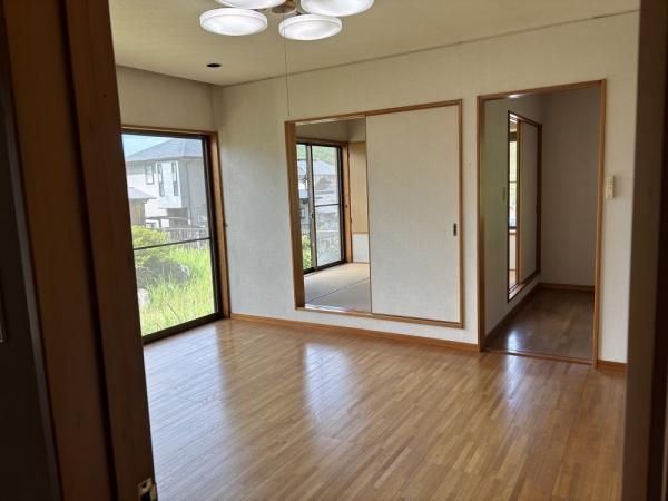 7LDK House for Sale in Munakata, Fukuoka with 331 sqm Land - Thumbnail 3
