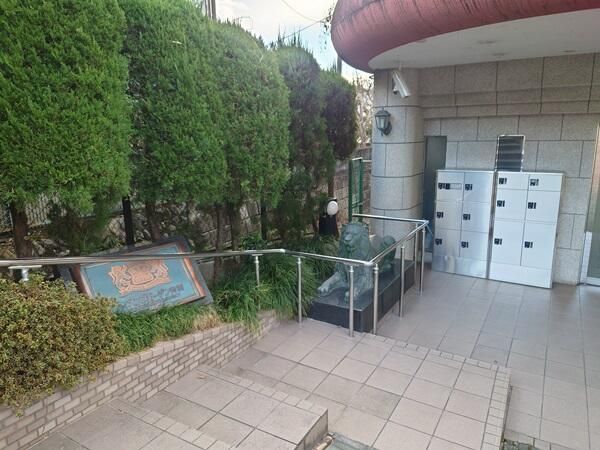 Lions Garden Ome 3DK Apartment for Sale in Tokyo - Thumbnail 4